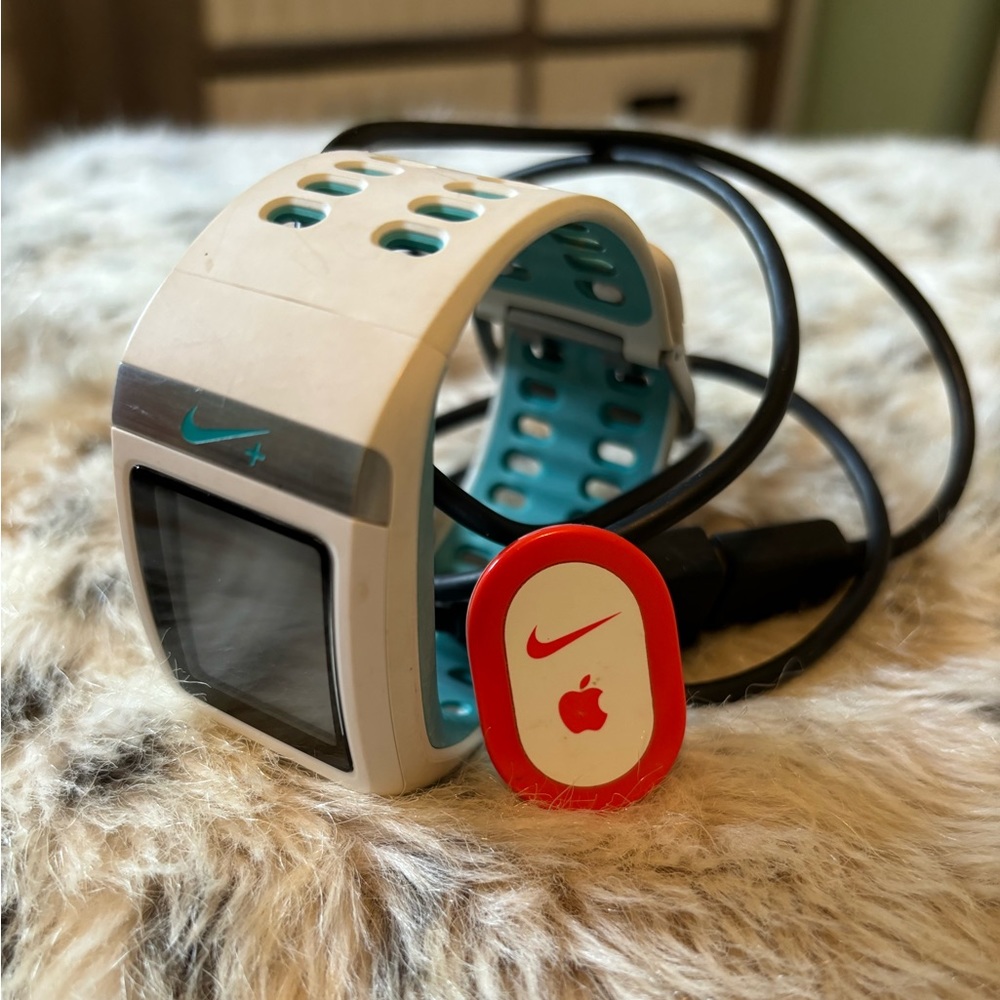 Nike+ Watch with GPS white and teal